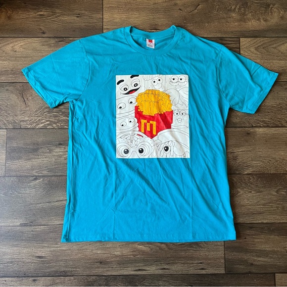 Mcdonald's 2024 Limited Edition Collector's Cup Shirt Blue Unisex Size XL - Picture 1 of 5